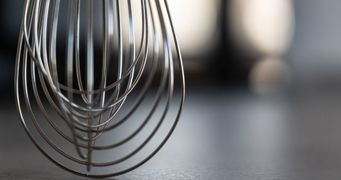 best material for kitchen utensils